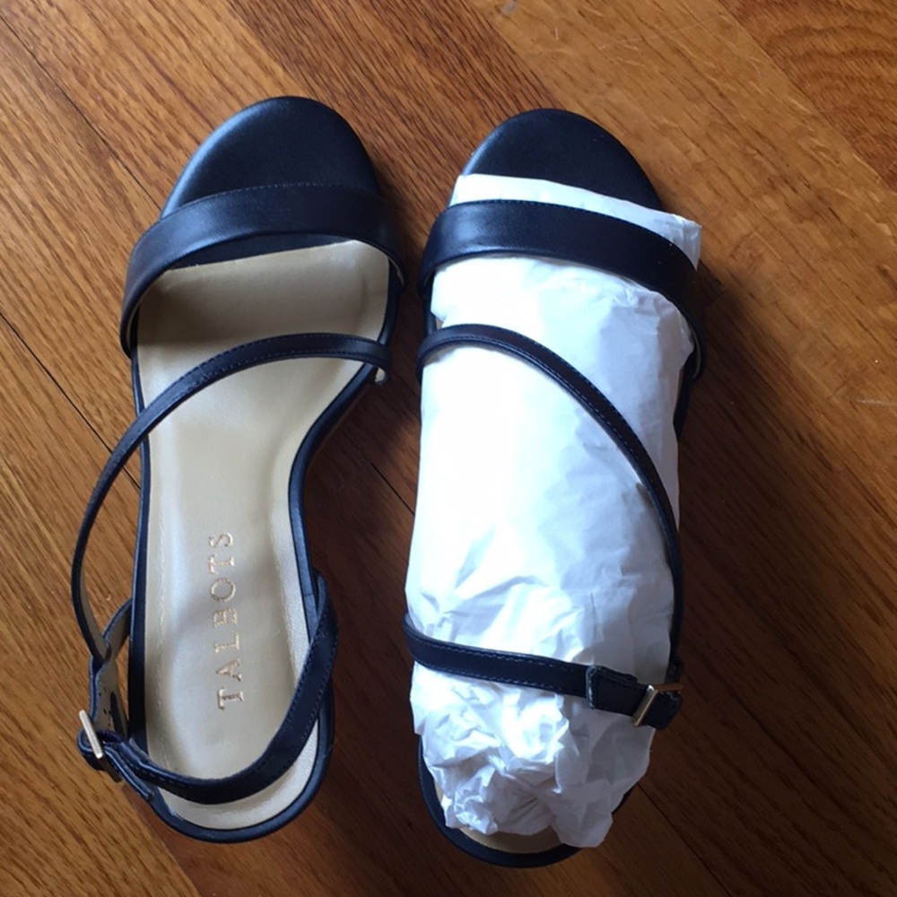 Talbots Black Sandals with Open-Toe Design and Multiple Straps
